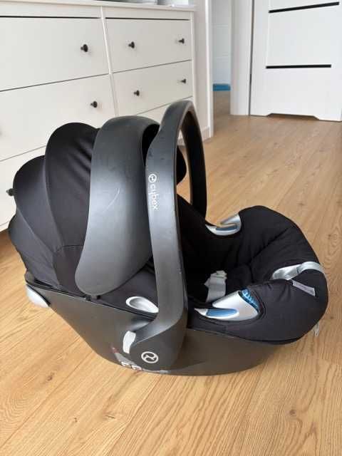 Fotelik samochodowy Cybex Aton Q Platinum Line z bazą