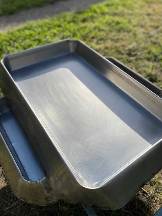 Vendo Tabuleiros em Inox