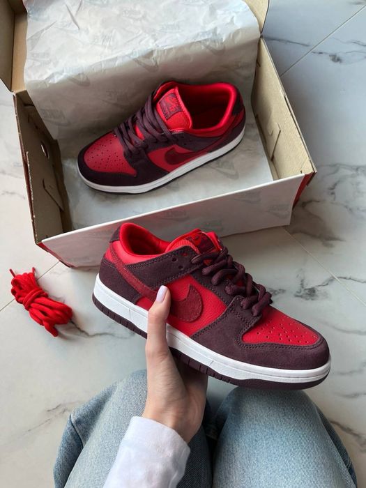 Nike SB Dunk Low Cherry 27㎝　レッド Nike SB Dunk Low 