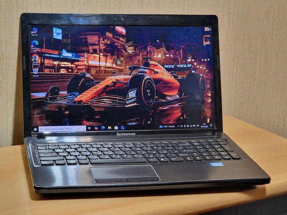 Ігровий ноутбук Lenovo IdeaPad G580 Nvidia GeForce GT710M чотирьох ядерний Intel Core i3-2348M RAM 4Gb HDD 500GbБатарея 5 годин (нова батарея)