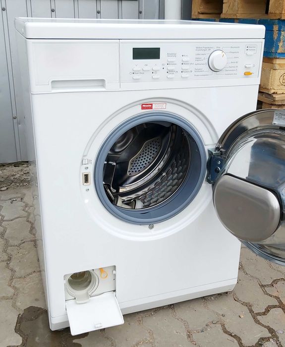 Стиральная машина с сушкой пар Миле Miele WT 2790 подсветка