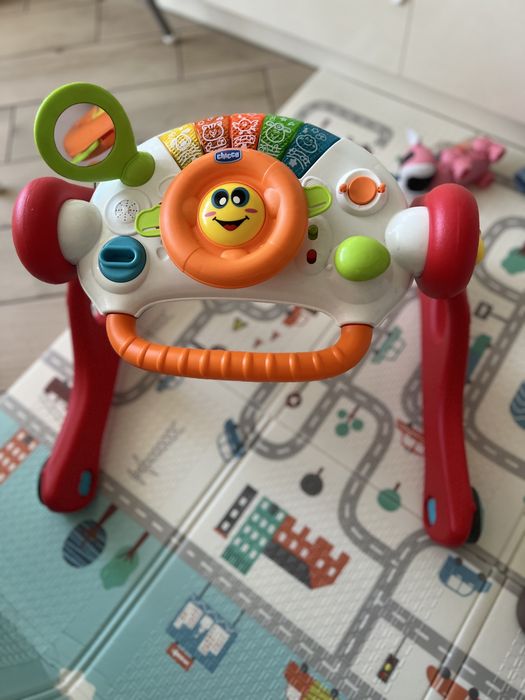 Толокар ігровий розвиваючий центр chicco