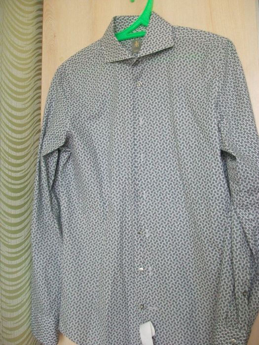 Рубашка мужская.