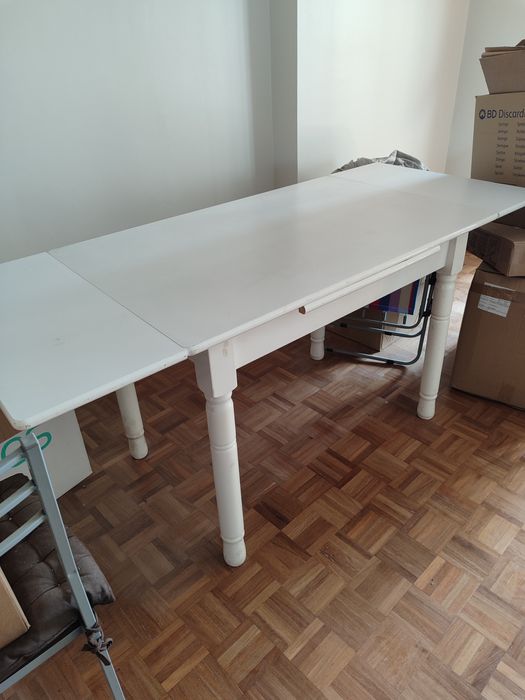 Mesa extensível branca