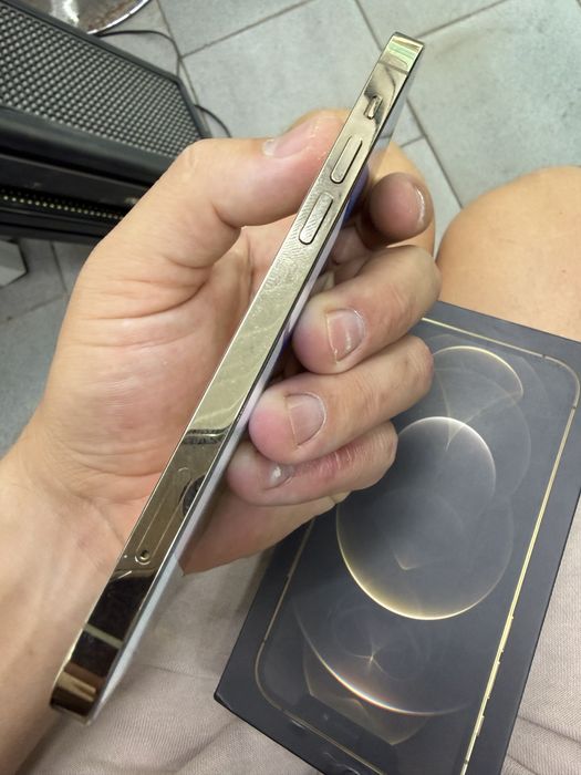 iPhone 12 pro 256gb