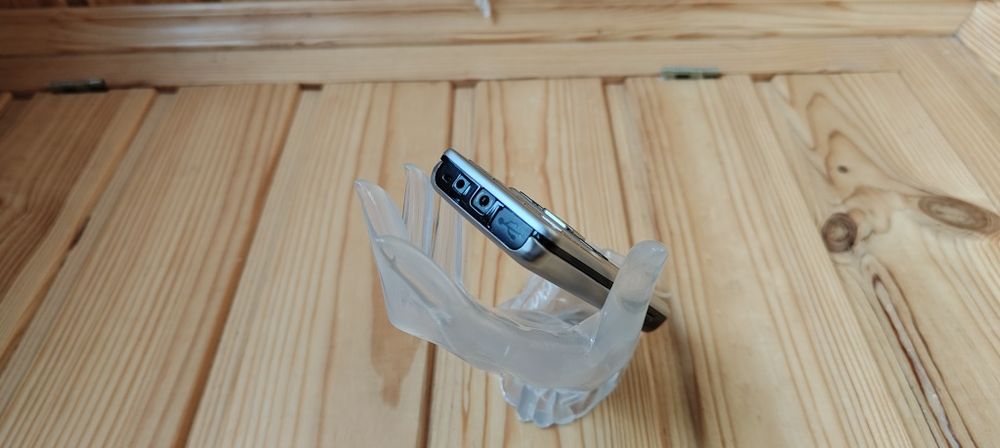 Nokia 6300            .