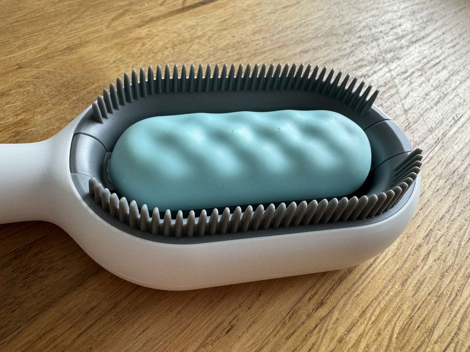 Щітка для котів pet gravity grooming comb