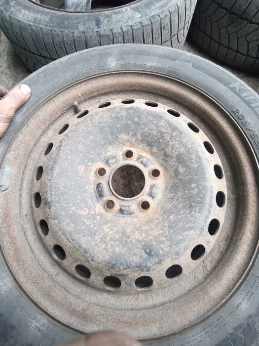 Диски Форд Стильные R16 5 108 Стальные 7J ET47 Рено Вольво