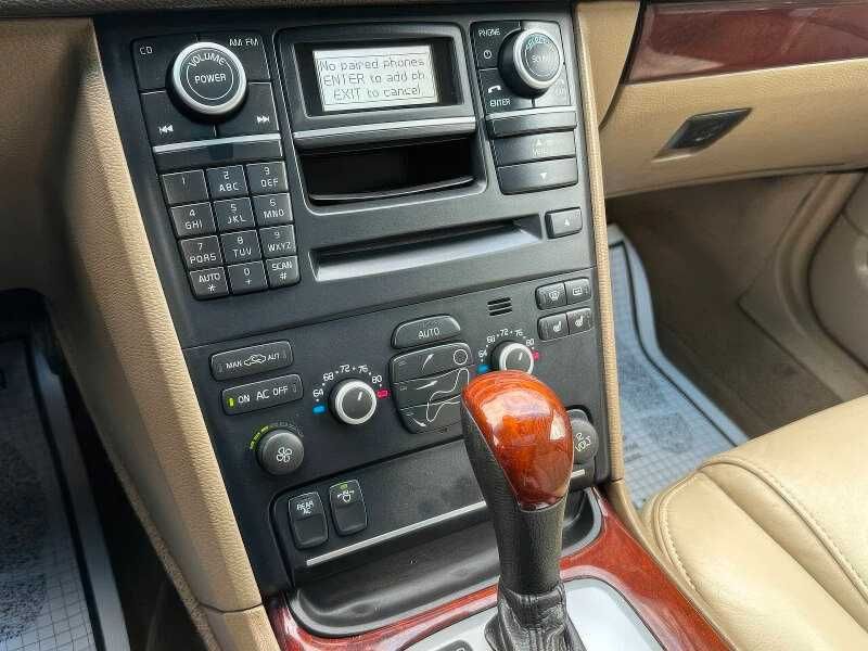 2013 Volvo XC90 3.2 Platinum