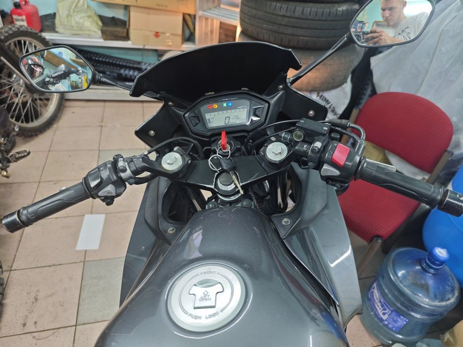 Мотоцикл Honda Cbr 500R
