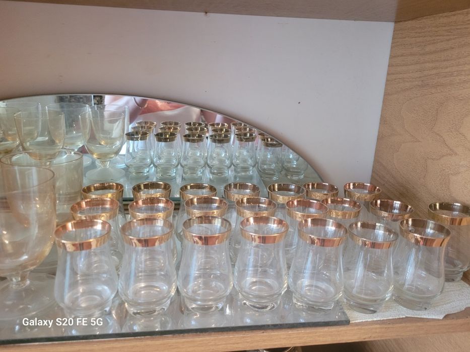 Стакани , рюмки різні