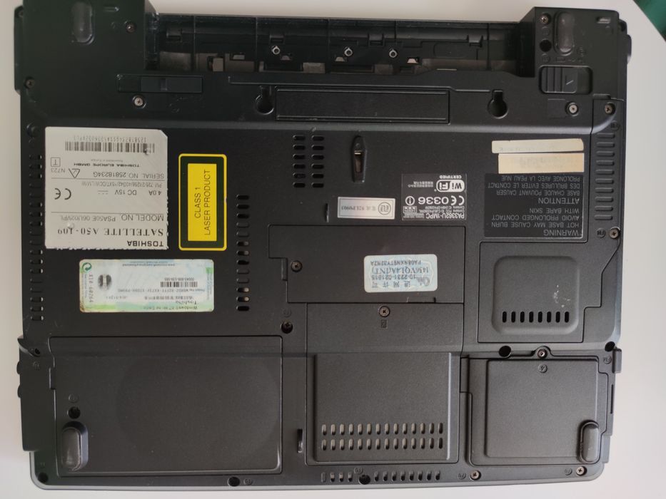 Zdekompletowany laptop na części Toshiba Satellite A50-109 dawca