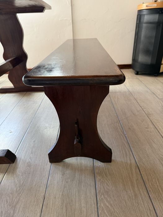 Mesa e bancos madeira