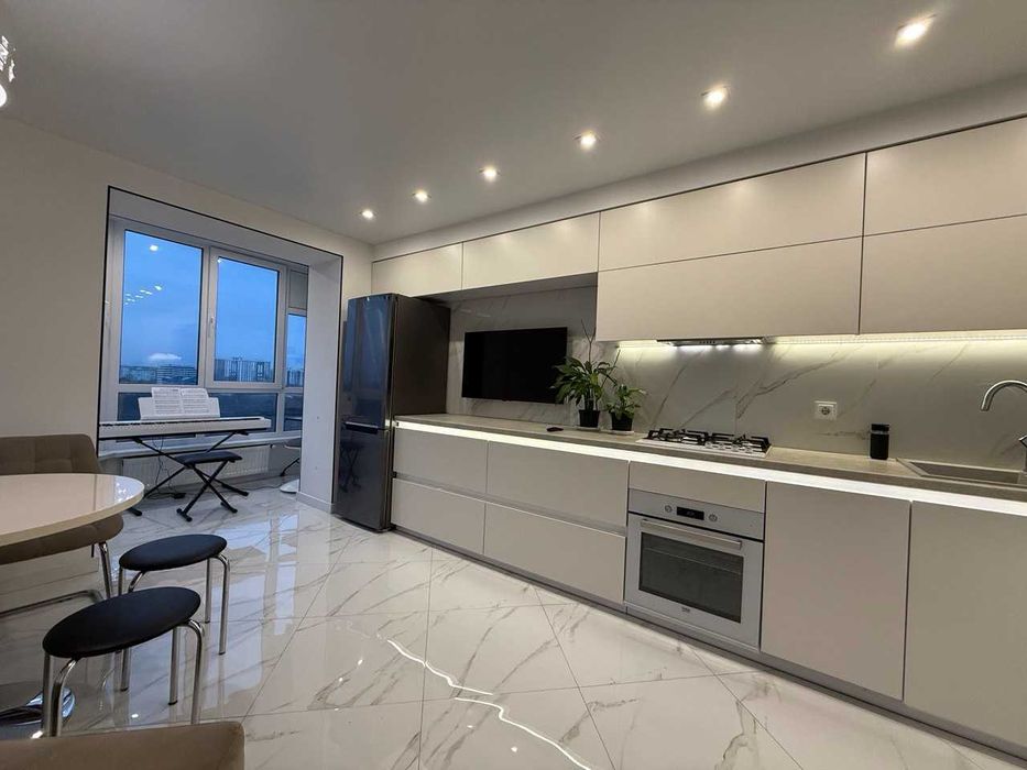 Продаж 1к квартири з ремонтом