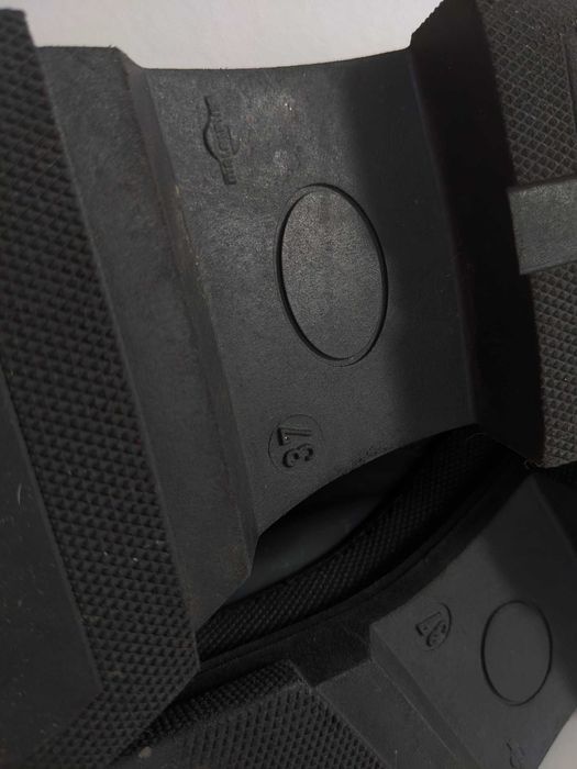 Wysokie glany, botki Garment Project rozmiar 37.