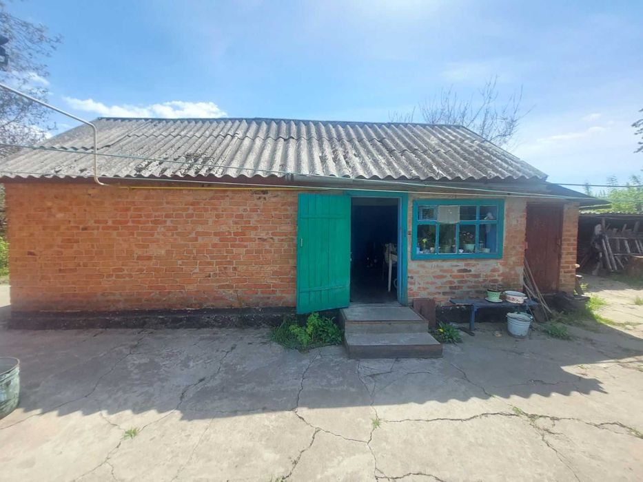 Цегляний будинок в Градизьку[]