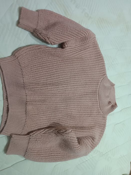 Светр для дівчинки