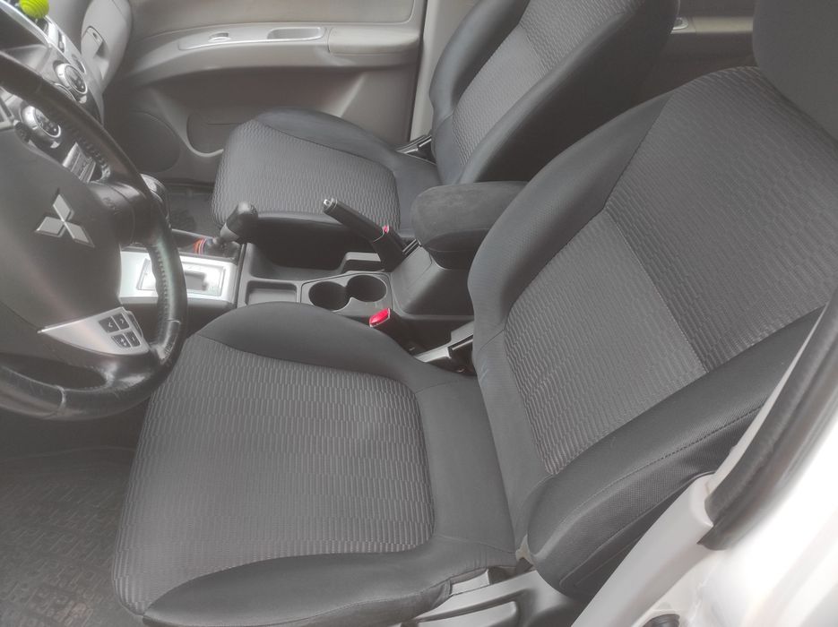 Mitsubishi Pajero Sport II