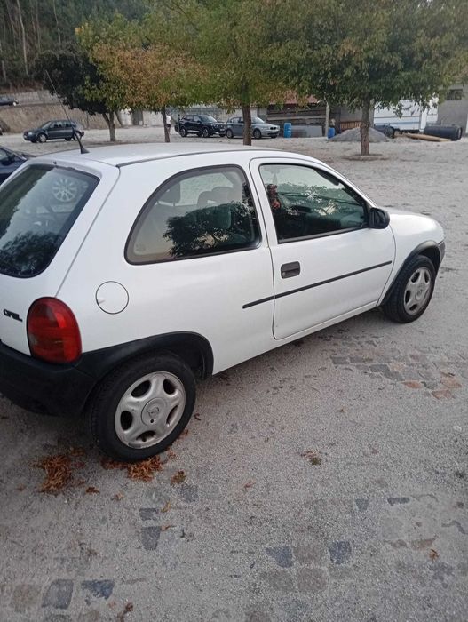 Opel corsa carro