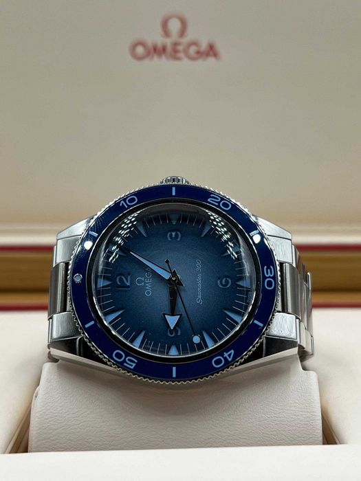 Omega Seamaster 300 Master Chronometer – Summer Blue
