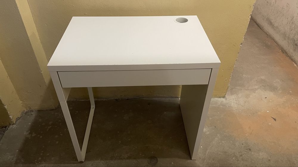 Biurko  Ikea Micke rozm. 73x50