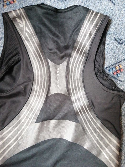 Bluzka top Reebok czarna play dry easytone ściągacz 34 36 s