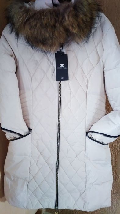 Жіноча курточка.