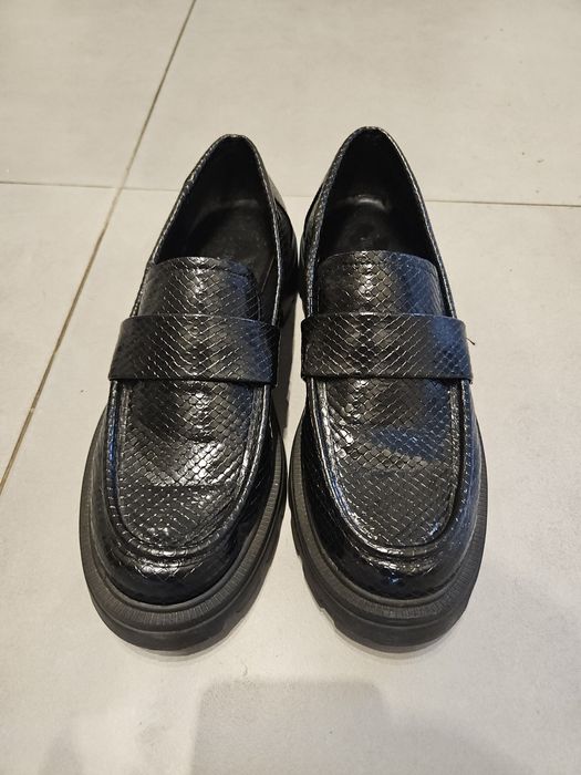 Zara loufersy mokasyny czarne