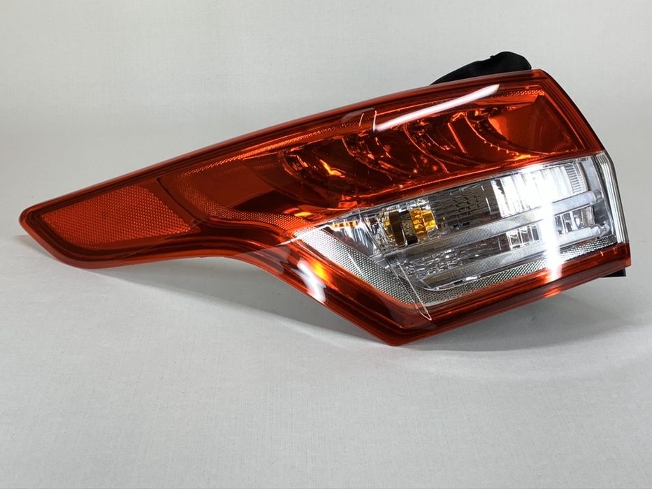 Фонари задние в крыло Ford Escape Kuga 2012-2016