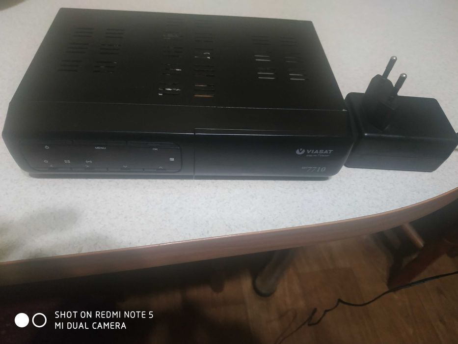 Тюнер Viasat SRT 7710