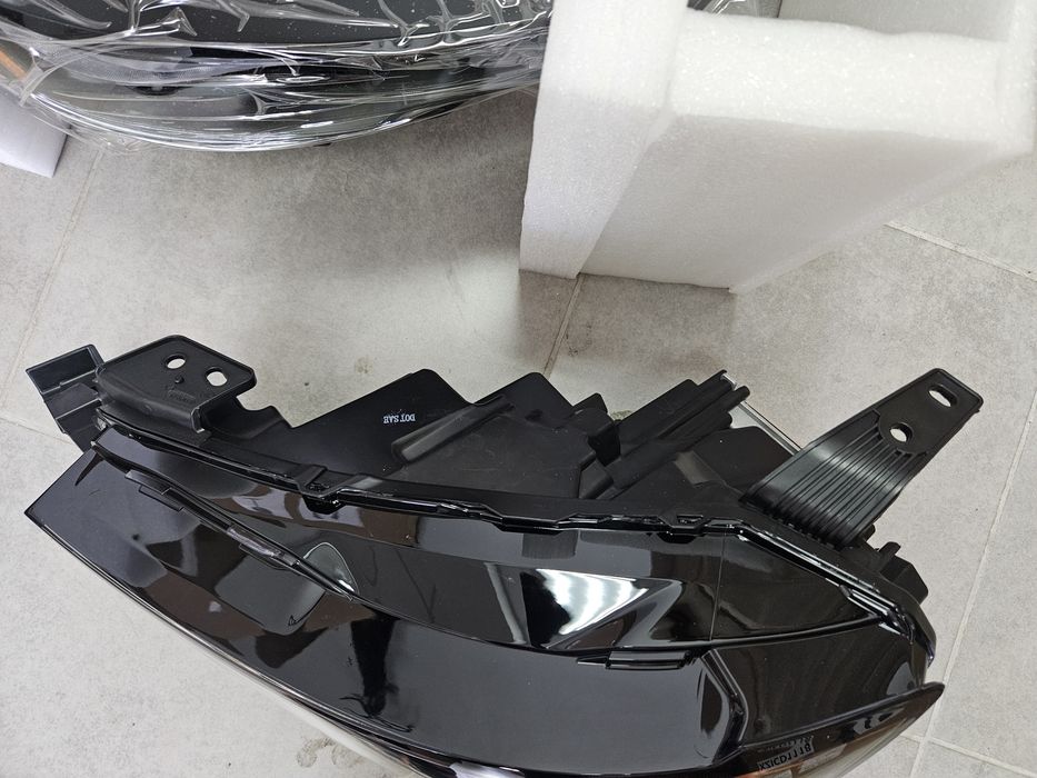 Mazda CX-50 2023 -  2026 LED передні фари комплект