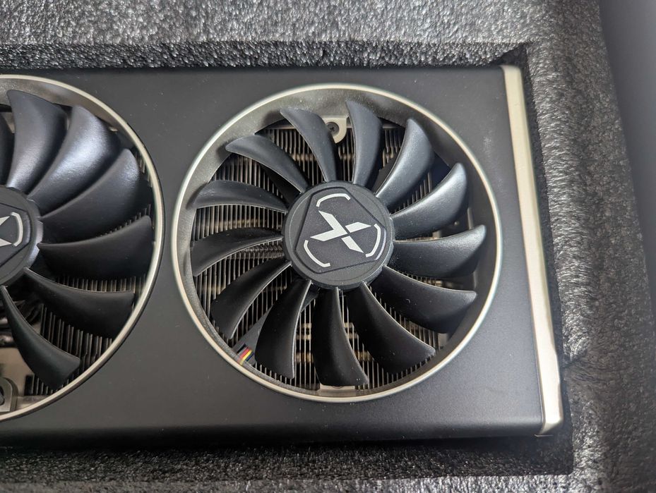 Placa Gráfica AMD Radeon RX 6700 XT