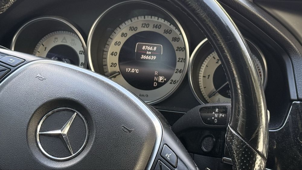 Mercedes E220  carrinha457928056557414406