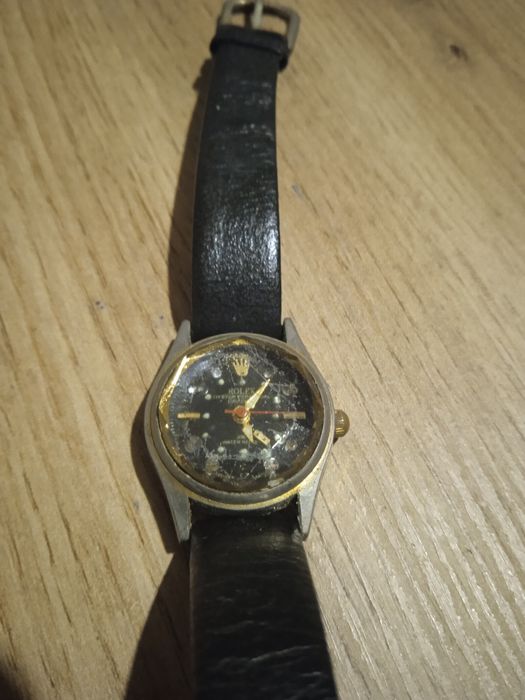 Часы имитация ROLEX на шкіряному ремінці.