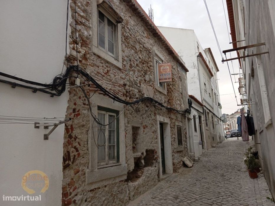 Exclusivo Prédio Em Sesimbra