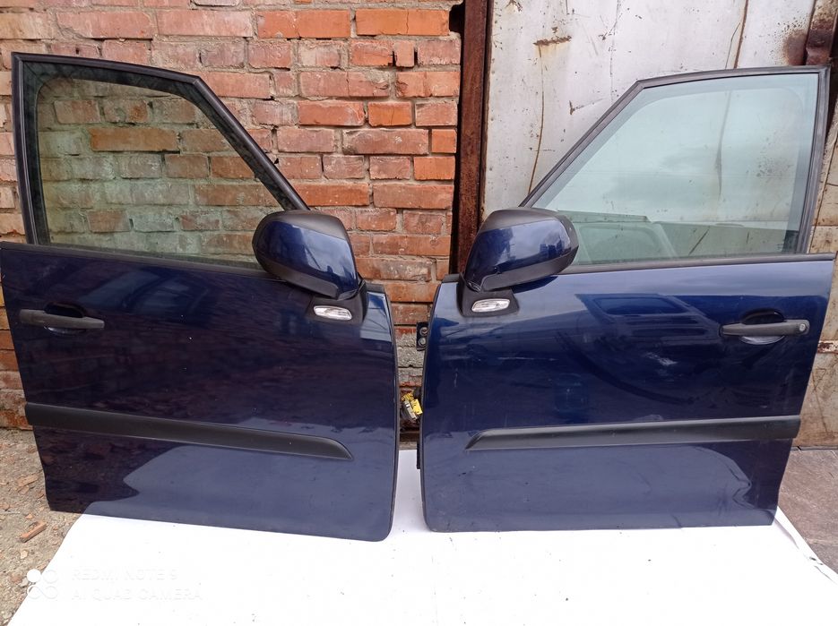Дверь правая левая Citroen C4 Picasso 2006-2013 європа