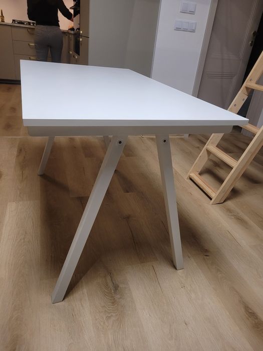 Sprzedam biurko IKEA TROTTEN