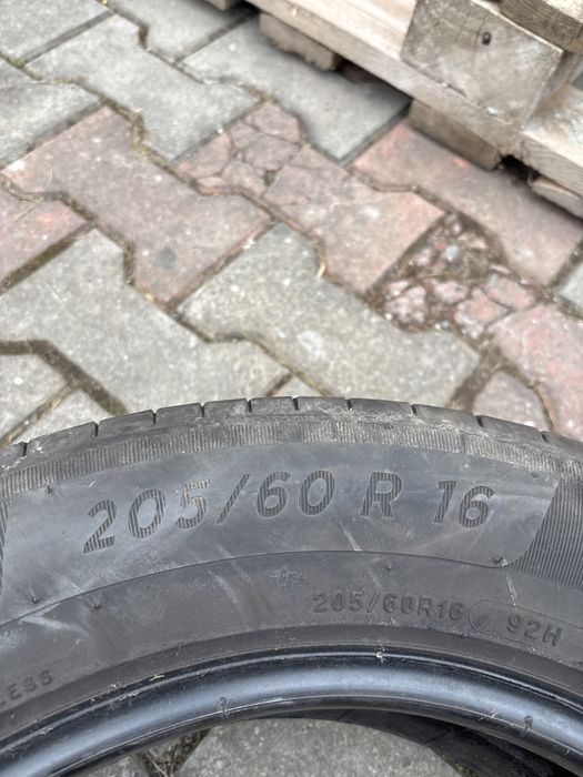 205/60/16 комплект літніх шин