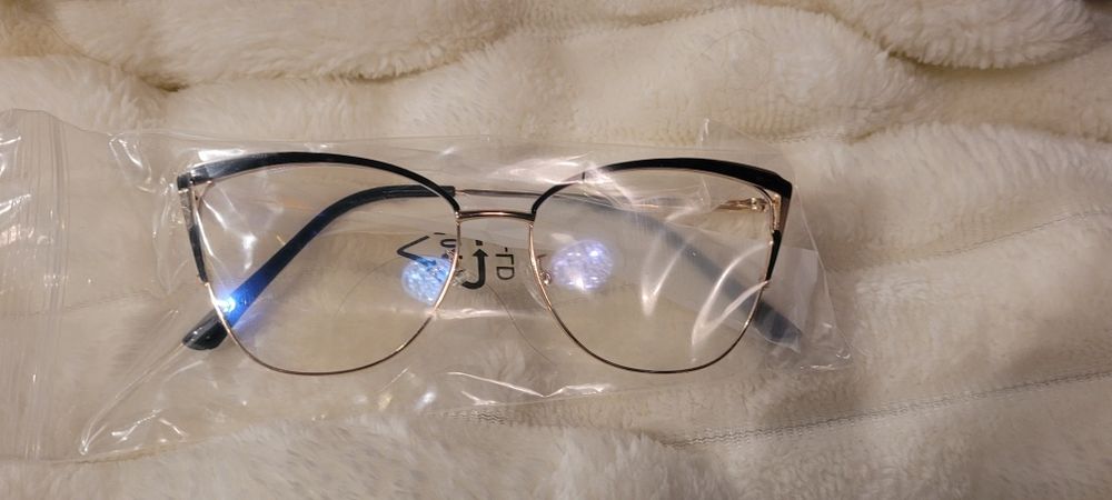 Okulary czarno-złote nowe