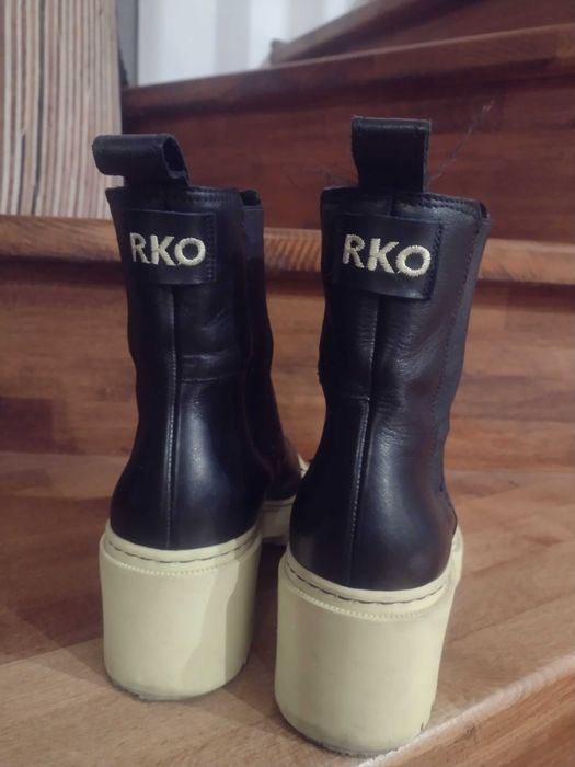 Oryginalne botki Ryłko