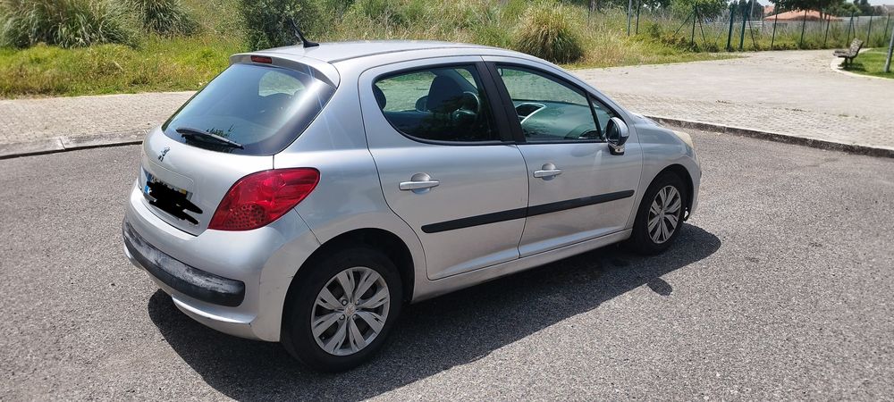 Peugeot 207 1.4 HDI