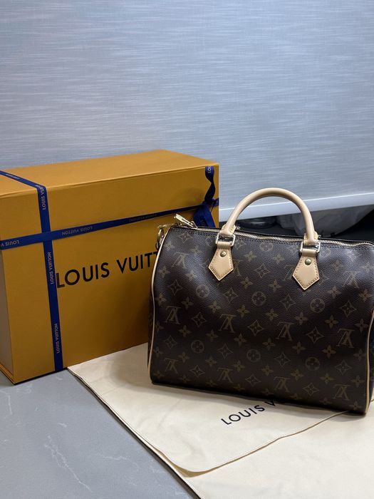 Louis Vuitton speedy 30