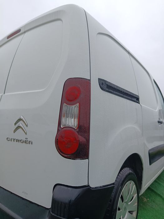 Citroen berlingo 3lugares excelente