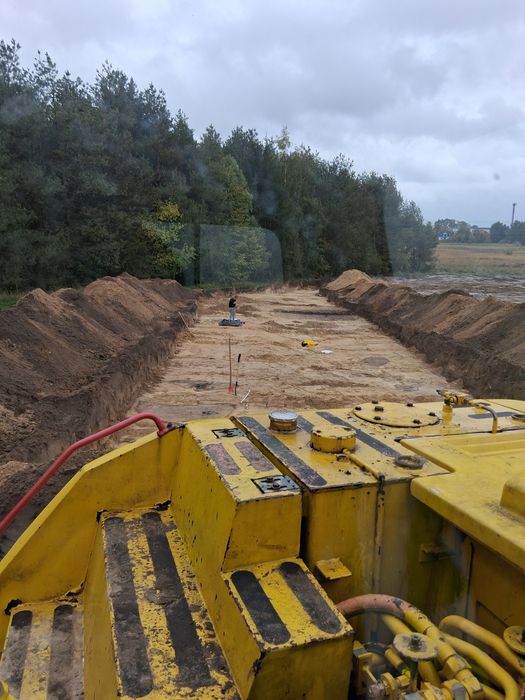 Usługi Koparką, Wywrotką | Wykopy, Wyburzenia, Utwardzanie, Kruszywa