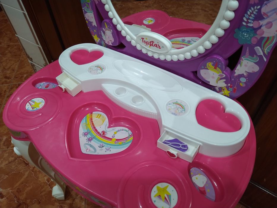 Penteadeira mesa maquilhagem brinquedo para menina casa quarto.