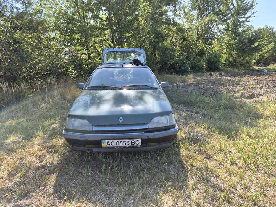 Продам Renault 25 2.0газ/бензин на ходу.