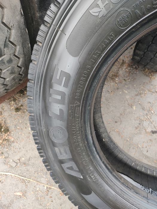 265/70R19,5 8мм шини вантажні бу.
