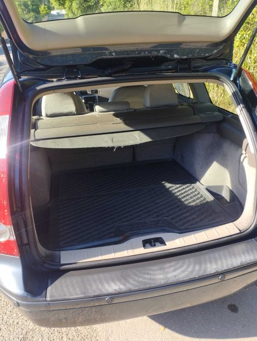 Carrinha Volvo - V50 2.0 Momentum