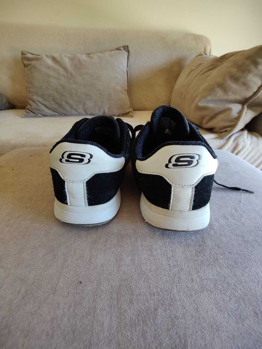Sapatilhas Skechers tam. 43 em excelente estado