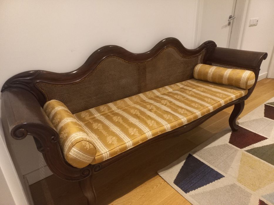 Canapé de madeira